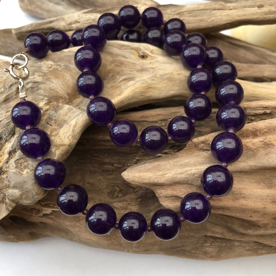 10mm purple jade (dyed) beads with silver fastener -00001135