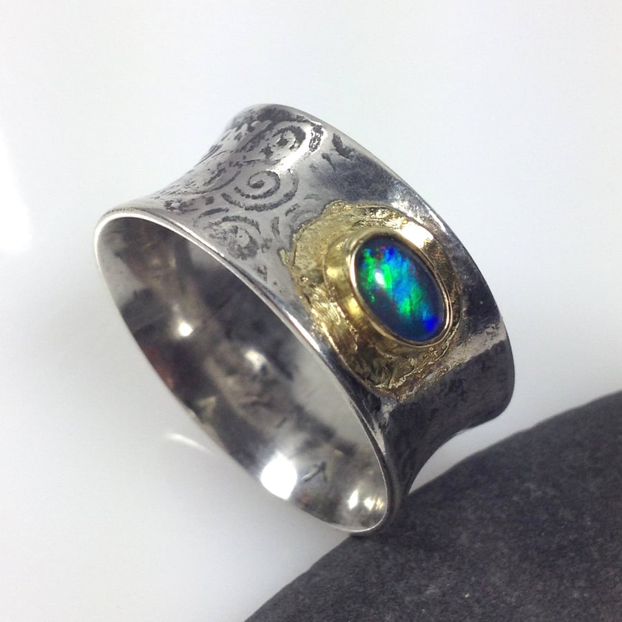 opal ring in sterling silver and 18ct gold