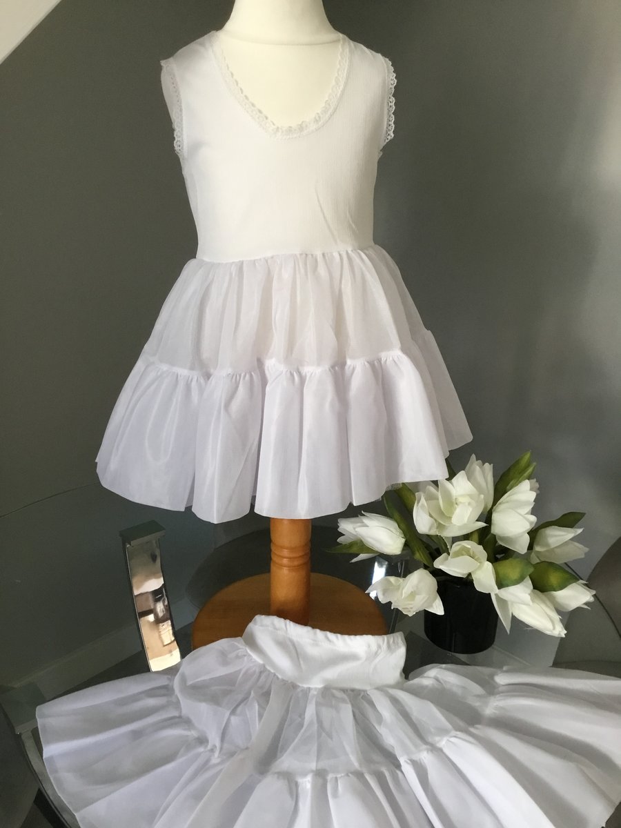 Girls vintage style petticoats,waistslip, net petticoat,underskirt,frillies, 2-5