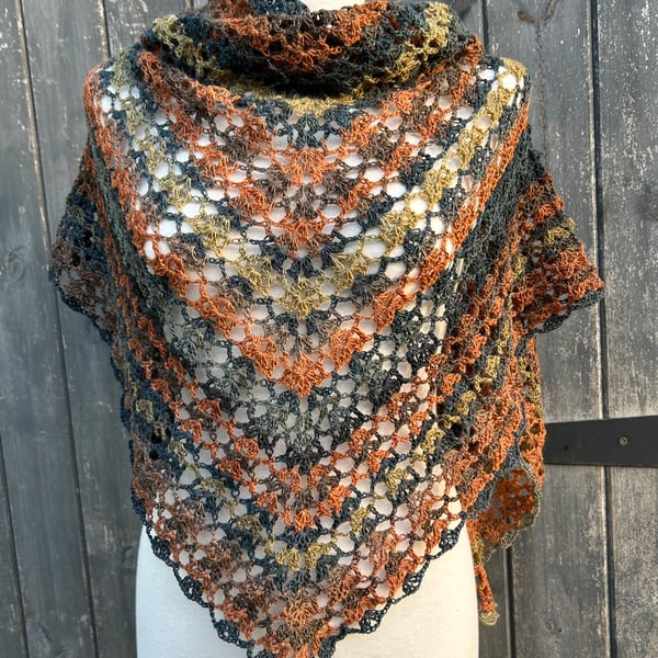 wool rich sock yarn in Autumn hues triangle lace shawl
