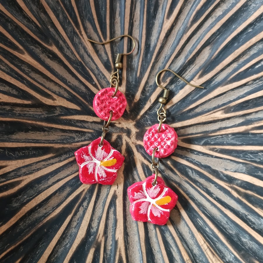 Tropical hibiscus dangle earrings 