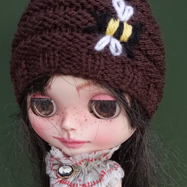 Dolls Hat, Beehive Hat Collectable Dolls Hat