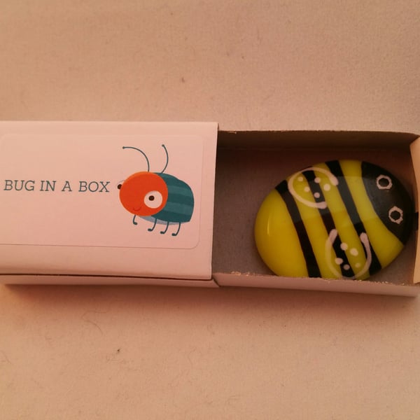 Bug In A Box - Fused Glass Fridge Magnet - Bumble Bee