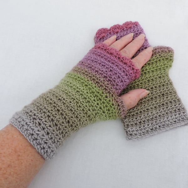 Fingerless Crochet Mitts Grey Green Clover Pink