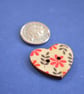 Wooden Heart Buttons Floral Retro Red and Black 6pk 25x22mm (H5) - Image 2