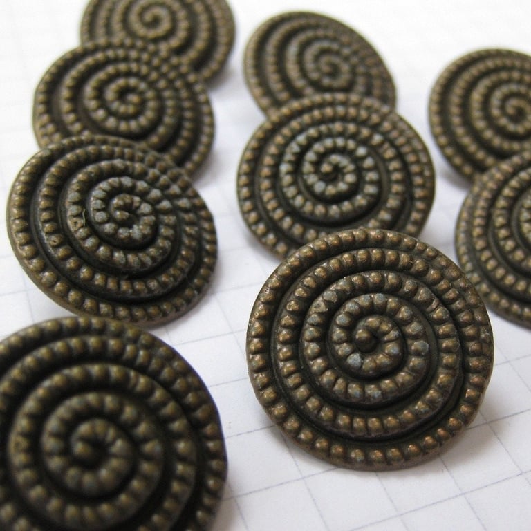 10 Medium Dotted Spiral Copper Buttons
