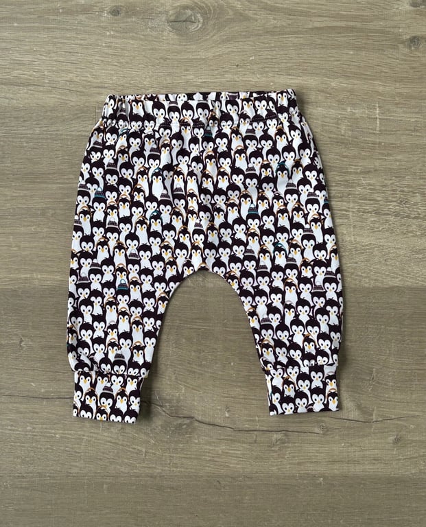 Penguin Leggings 0-3 & 3-6  LAST ONES