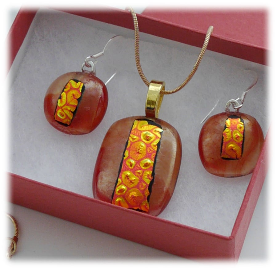 Dichroic Glass Pendant Earring Set 068 Red Gold Bubbles with gold plated chain