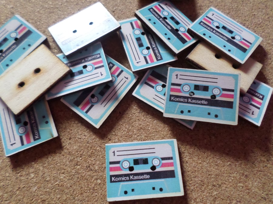 5 x 2-Hole Printed Wooden Buttons - 29mm - Cassette Tape 