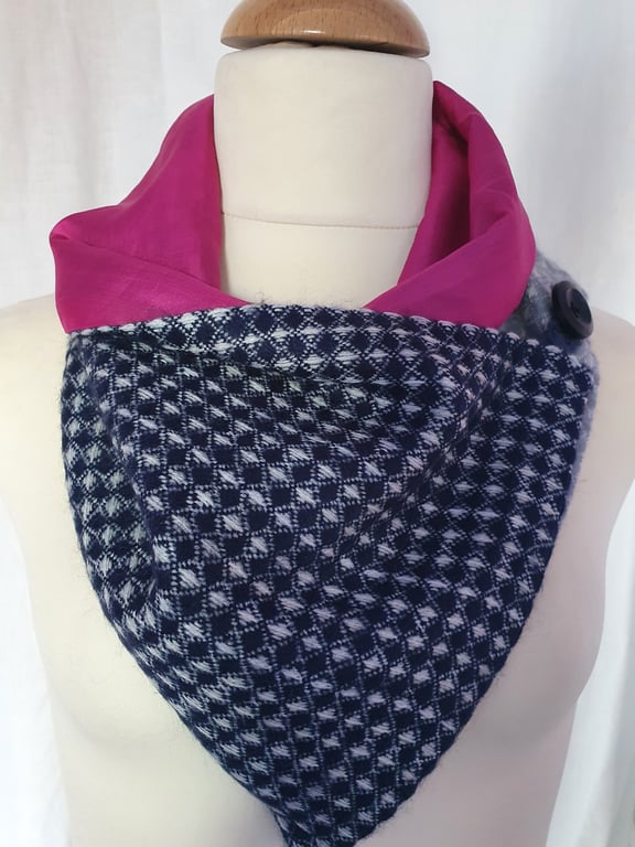 Sari silk and viscose neckwarmer collar, button wrap scarf. Double sided, revers