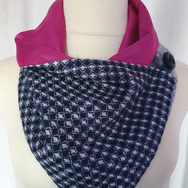 Sari silk and viscose neckwarmer collar, button wrap scarf. Double sided, revers