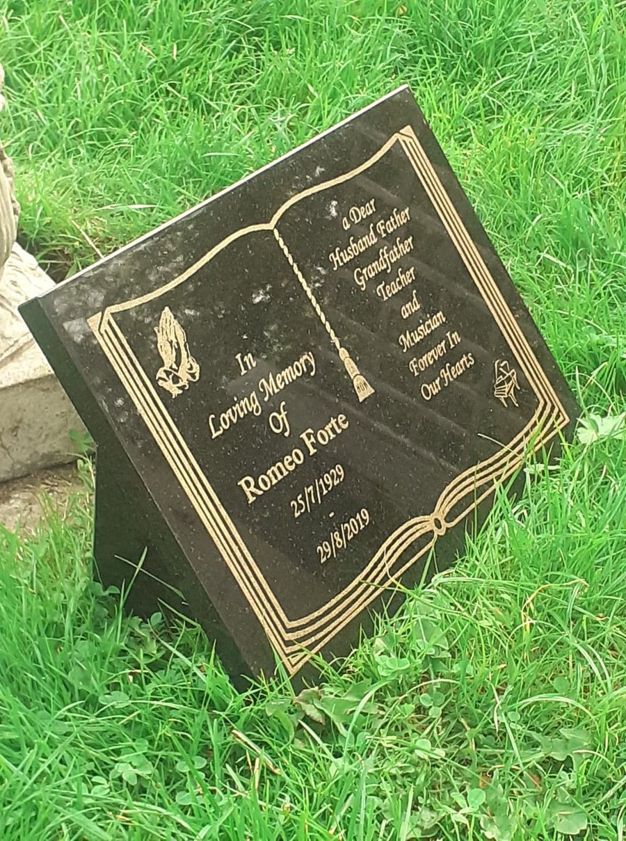 MEMORIAL STONE GRAVESTONE MEMORIAL HEADSTONE CEMETERY GRAVE PLAQUE MARKER