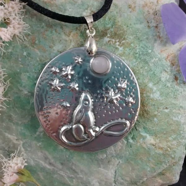 Moongazing Hare Necklace