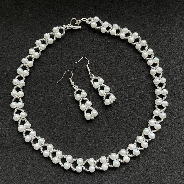 White Glass Pearl Beaded Strand Necklace & earring set womens jewellery
