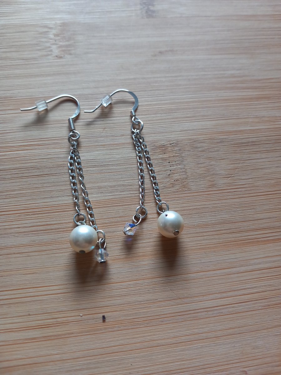 Pearl and crystal chain dangle drop earrings for pierced ears