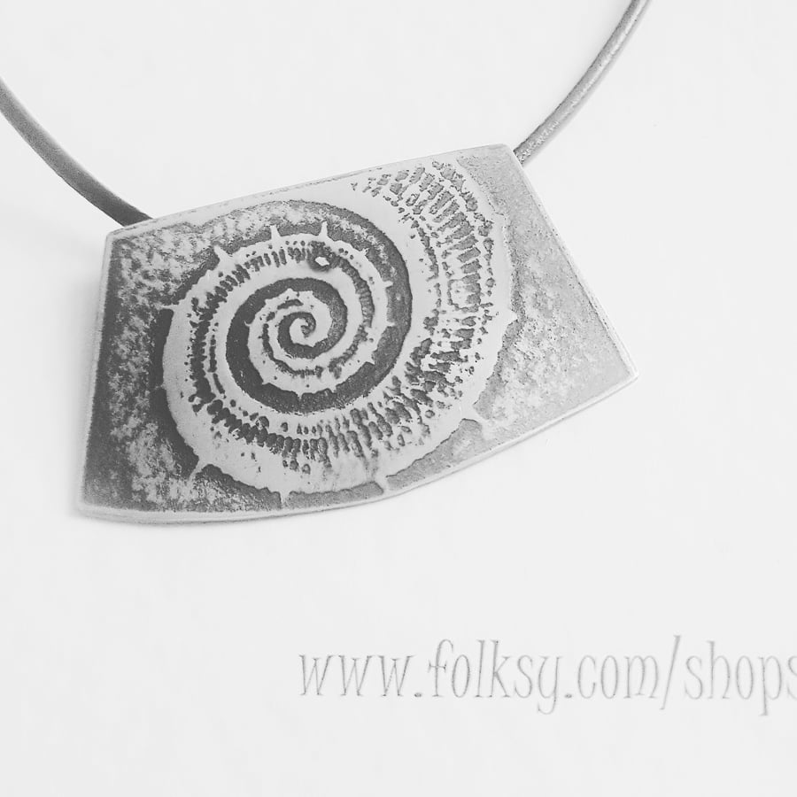 Simply Hammered - Handcrafted Sterling Silver Jewellery