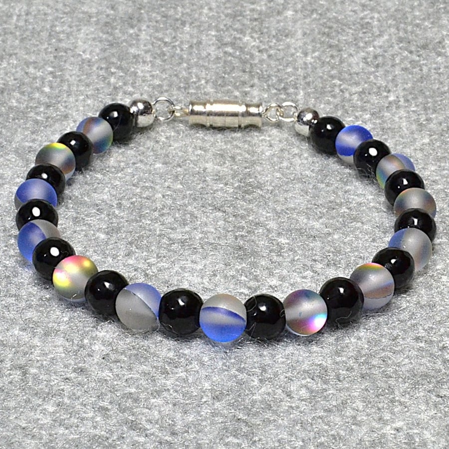 Blue Shimmer Frosted Glass and Faceted Black Glass Bead Bracelet