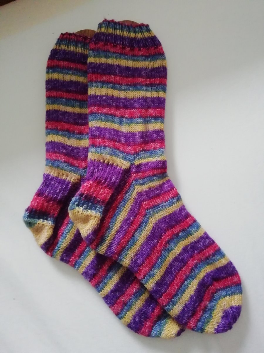 Socks, Hand knitted, Med-Large size 7-8