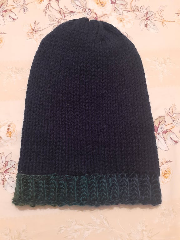 Blue acrylic wool hat with ombre brim