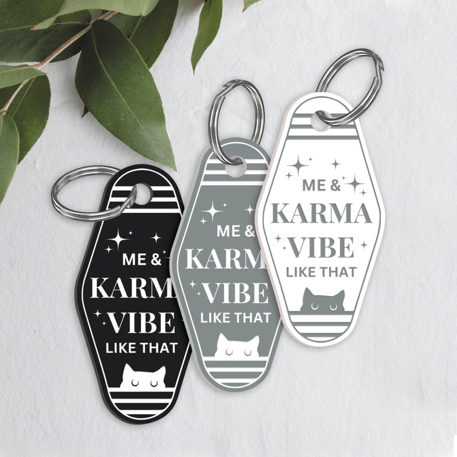 Karma - Star Cat Motel-Style Keyring: Retro Acrylic Keychain, Song Inspired