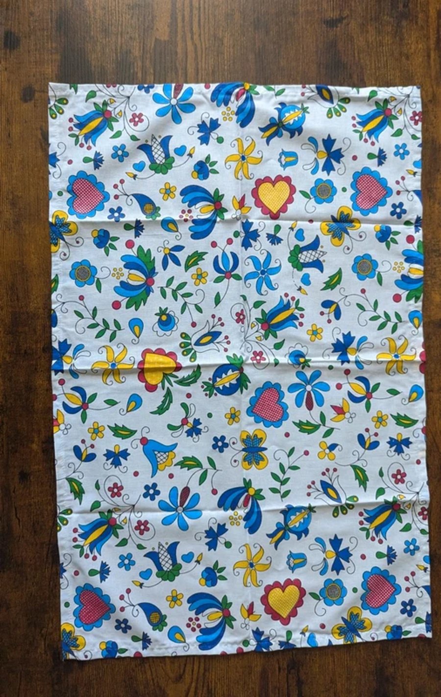 Vintage Folk Floral Tea Towel – White Kashubian Print – Traditional Dish Cloth