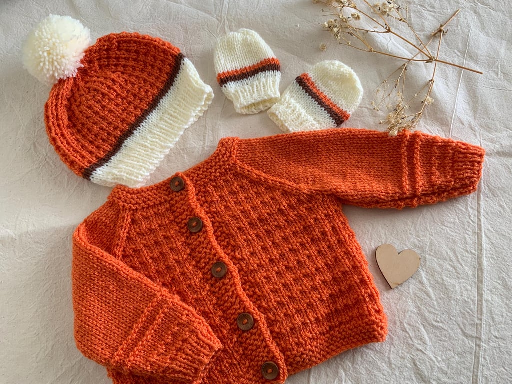 Hand Knitted Baby Cardigan Set – Autumn Unisex 3–6 Months