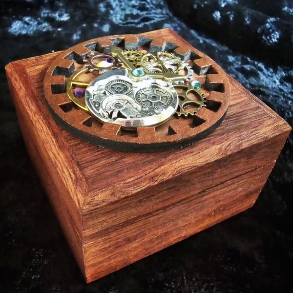 Steampunk clock style cog ring box, trinket, keepsafe box Gothic