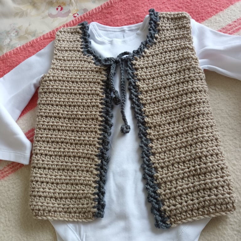 Crochet baby cardigan