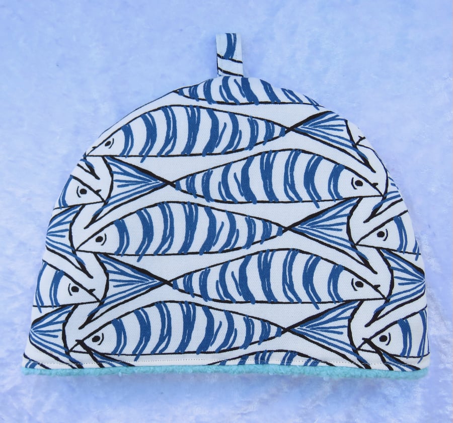   Tea cosy, size small, to fit a one cup teapot