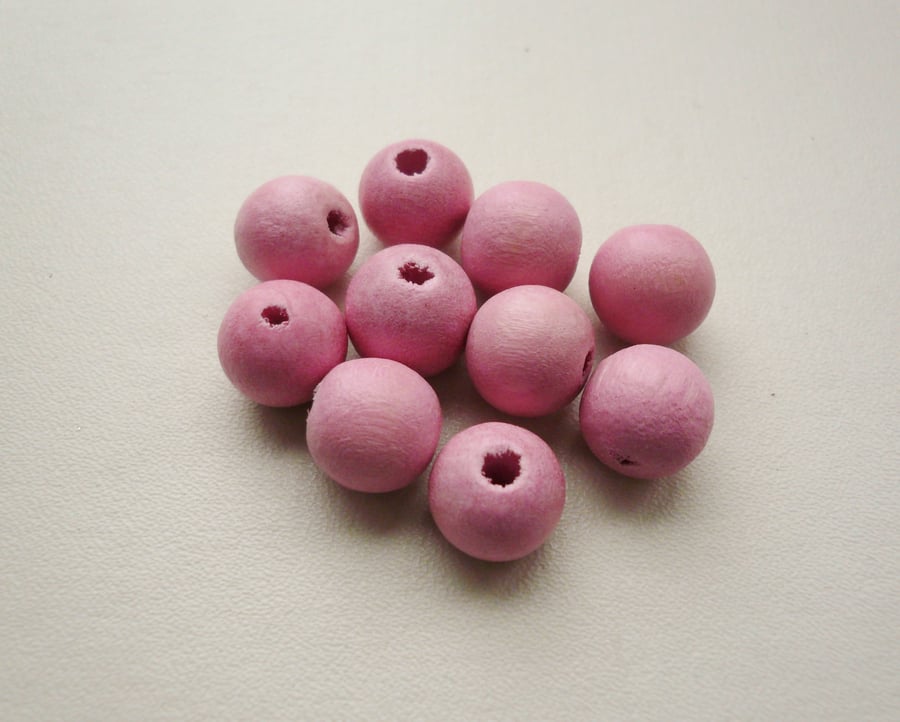 10 Rose Pink Round Wooden Beads