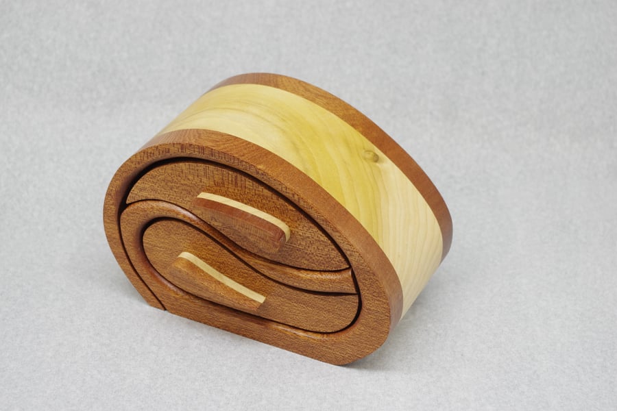 Handmade Wooden Trinket, Jewel Box. Tulip Wood and African Sapele.