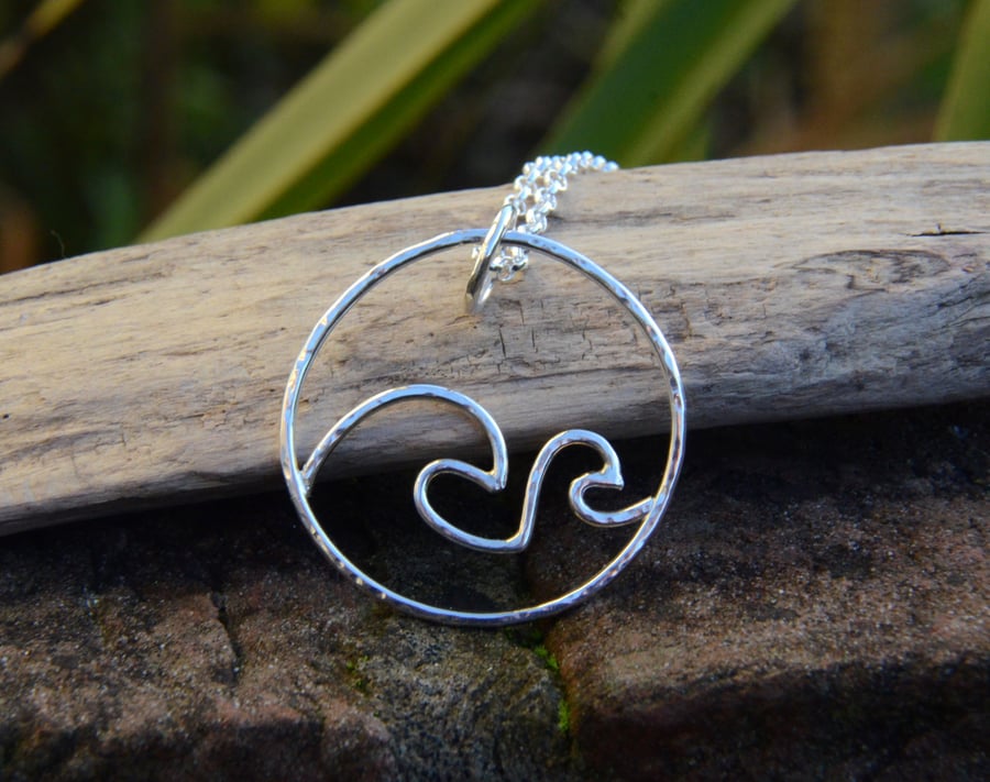 Sterling silver breaking waves pendant
