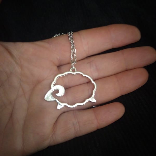 Cute Cloud shaped sheep necklace, a perfect gift for sheep lovers.