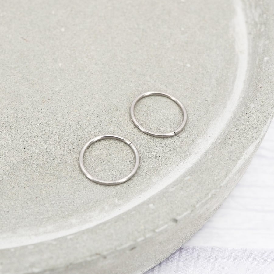 11mm Titanium polished seamless hoop earrings - Delicate hypoallergenic