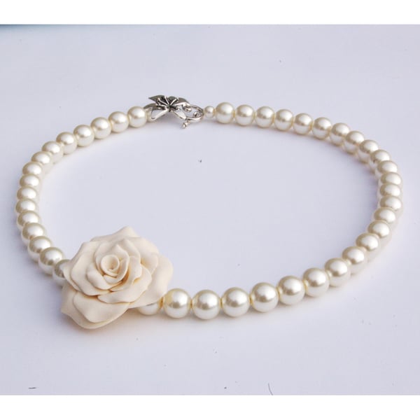 Rose and Pearl Necklace
