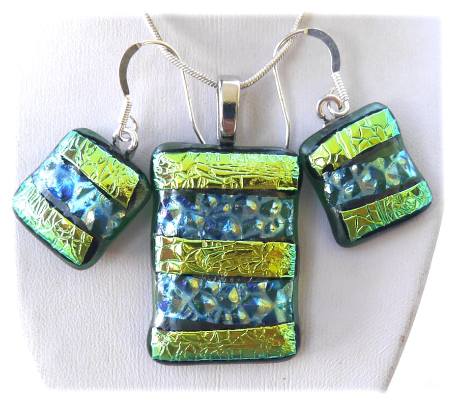 Dichroic Glass Pendant Earring Set 093 Lime Sea Green with Silver Plated Chain