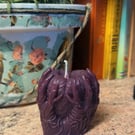 Heart and hands gothic scented candle 