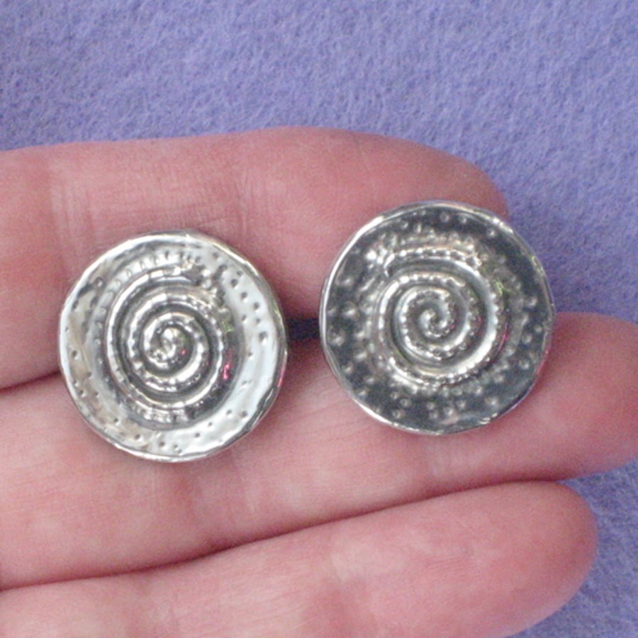 Pewter cufflinks,spiral shell design