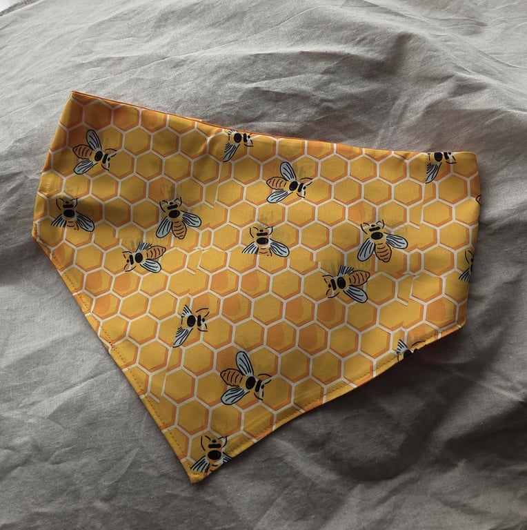 Elasticated slip-on Dog Bandana - Size XXL
