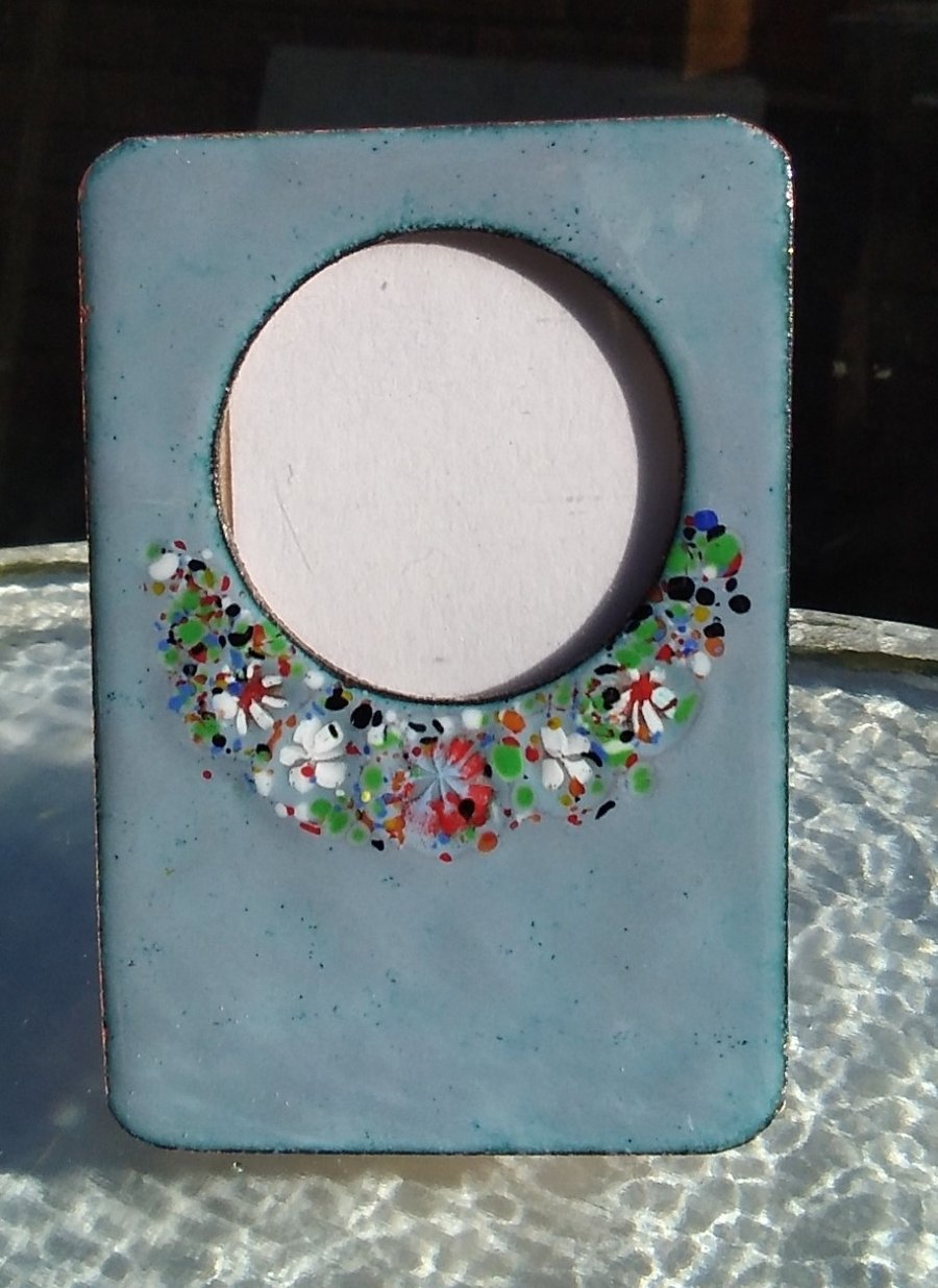 Enamelled photo frame in copper with molten glass flowers - dark grey