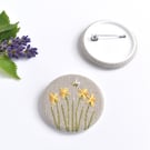 Daffodil brooch, daffodil pin badge, embroidered daffodil brooch, daffodli pin