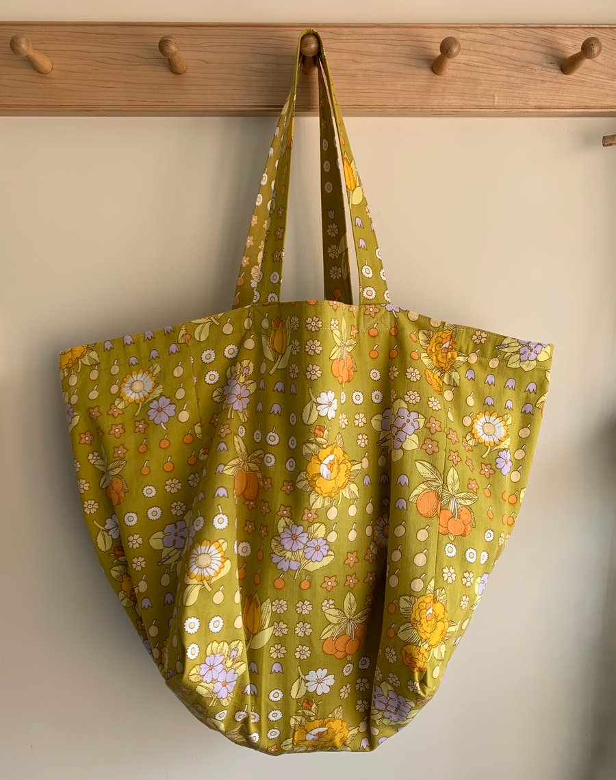 Retro vintage fabric beach bag