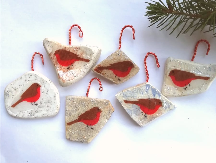 Pottery robin tree hangings 
