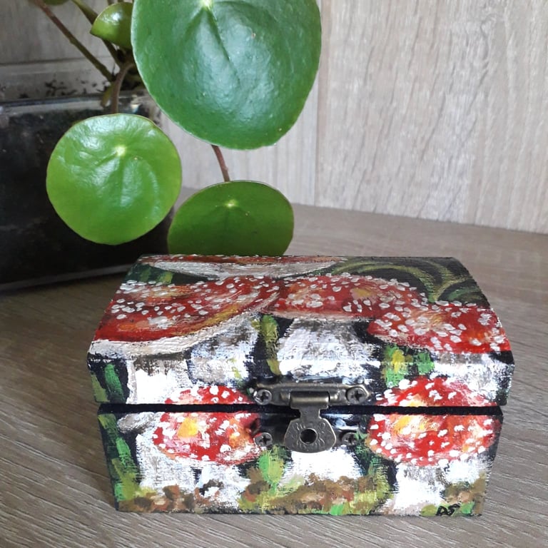 Wooden trinket box handpainted with Fly Argaric Fungi