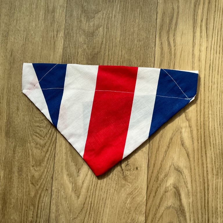 Union Jack Coloured Large Dog Bandana. 