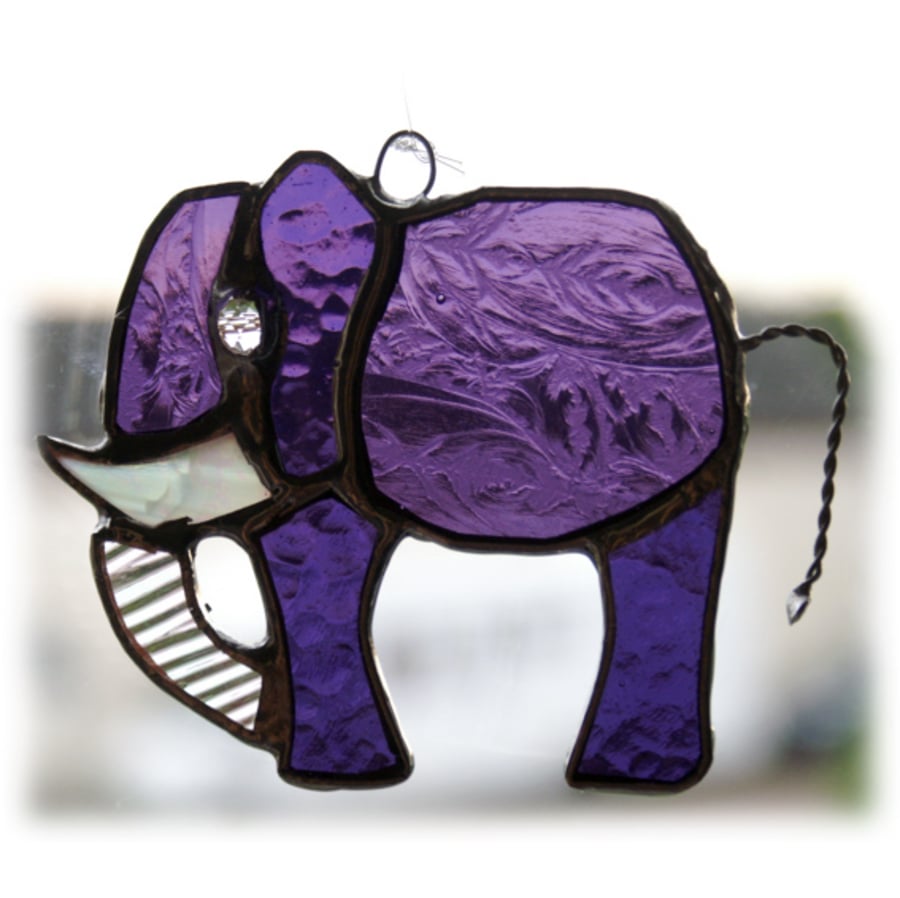 Elephant Suncatcher Stained Glass Purple Little 050
