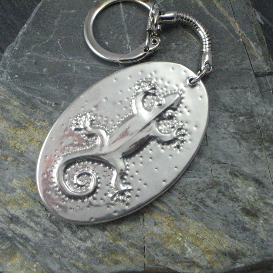 Handmade Gecko Keyring in Silver Pewter