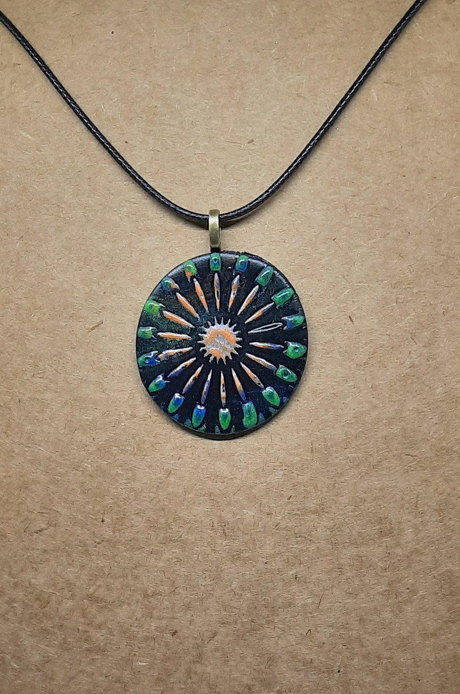 Urban style pendant necklace 