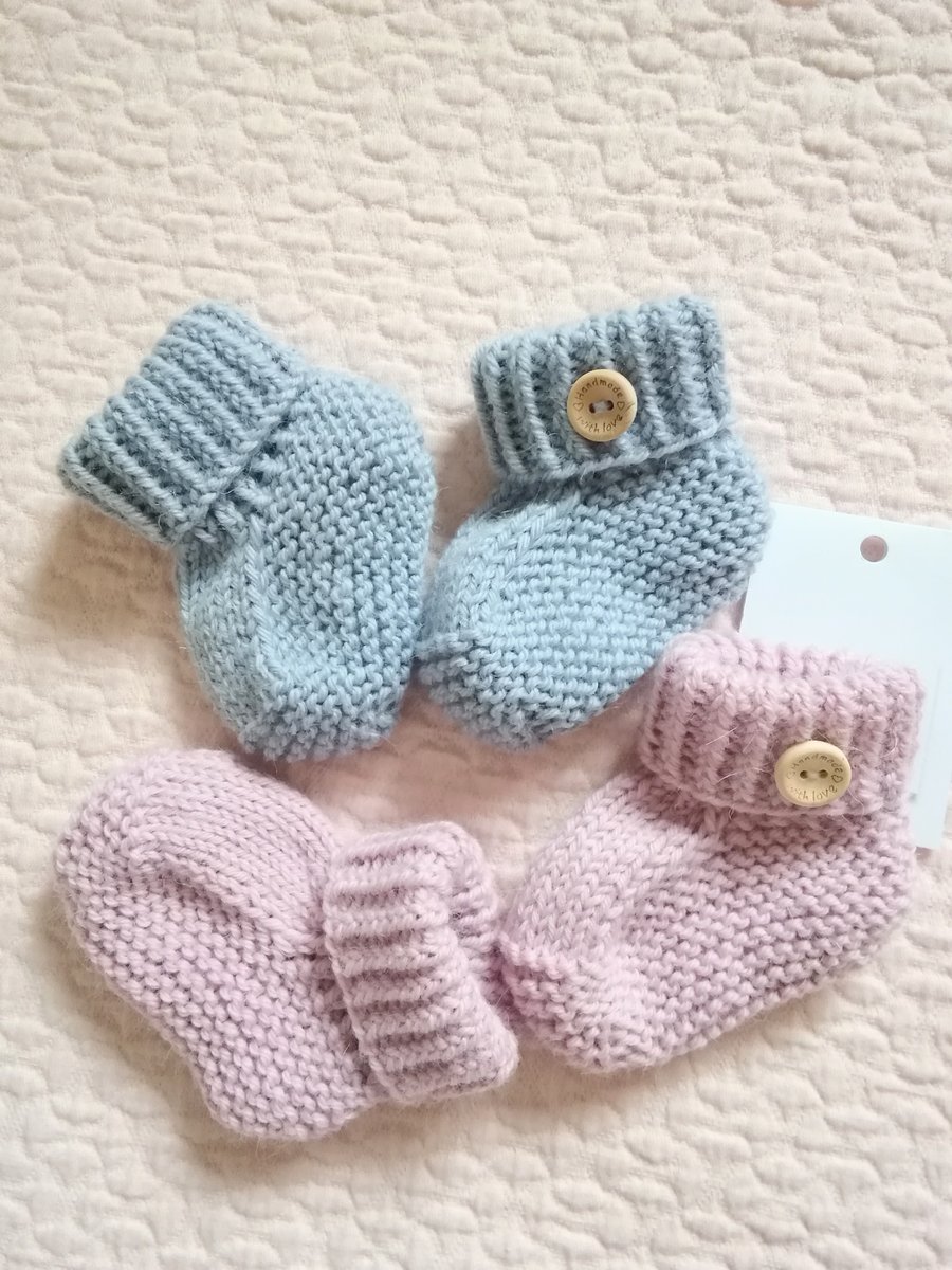 Hand knit booties, baby shoes, footwear , socks