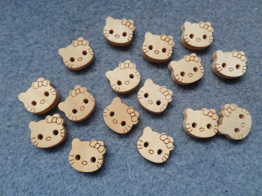 30 x 2-Hole Wooden Buttons - 11mm - Neutral Colour - Kitty 